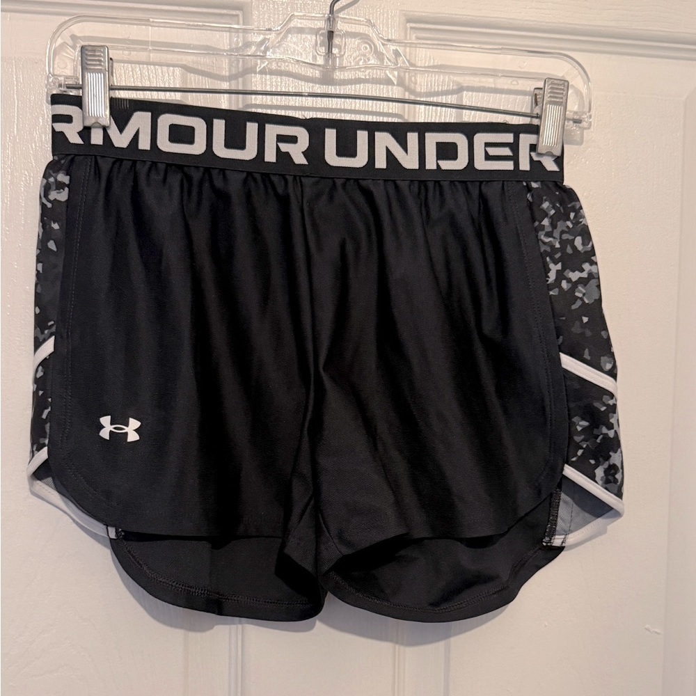 UNDER ARMOUR Women’s Black Gym Shorts Size XS
